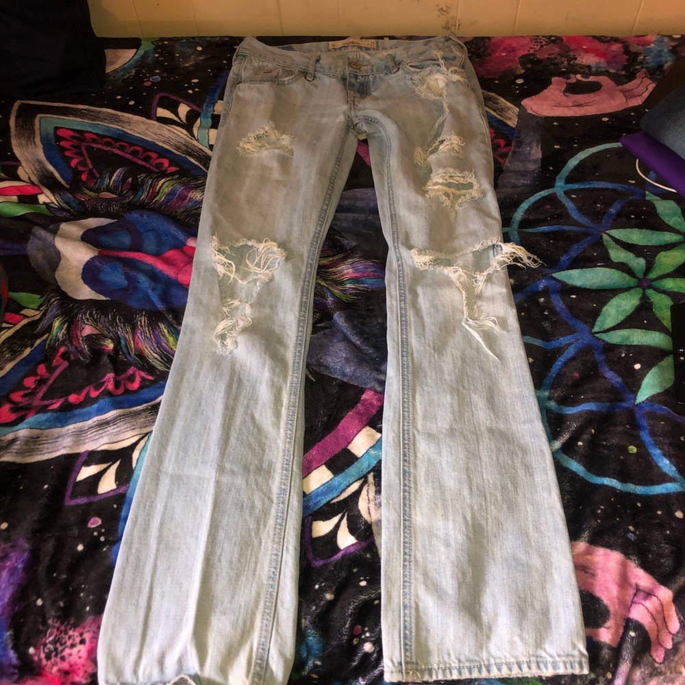 Hollister ripped jeans